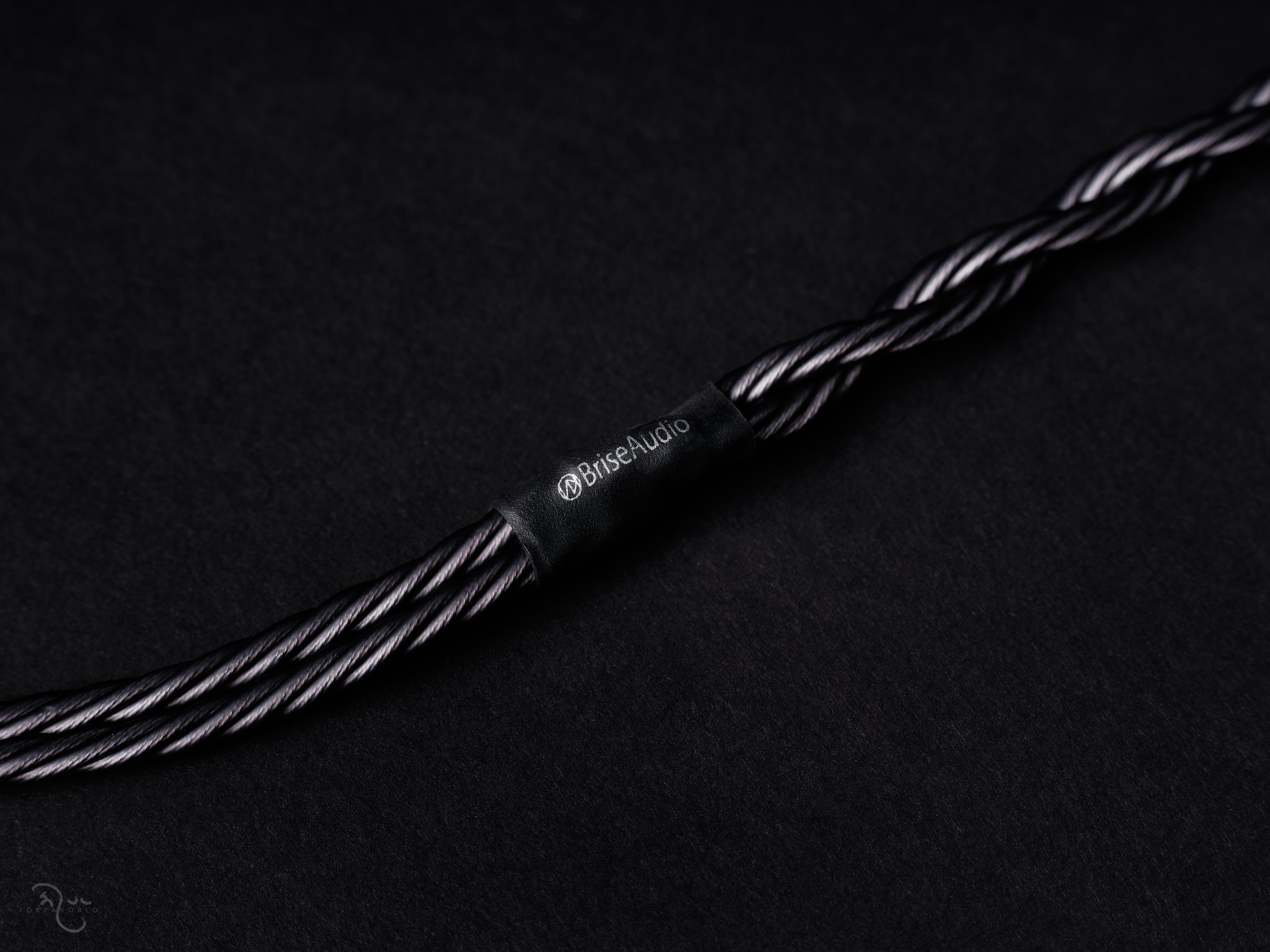 Brise Audio SHIROGANE 8-wire Ultimate IEM cable