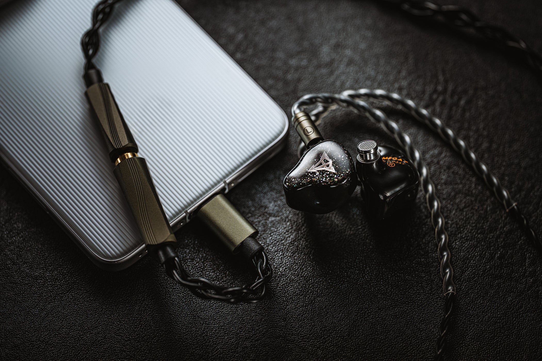 Hisenior Mega7 7-Drivers Hybrid IEM - MusicTeck