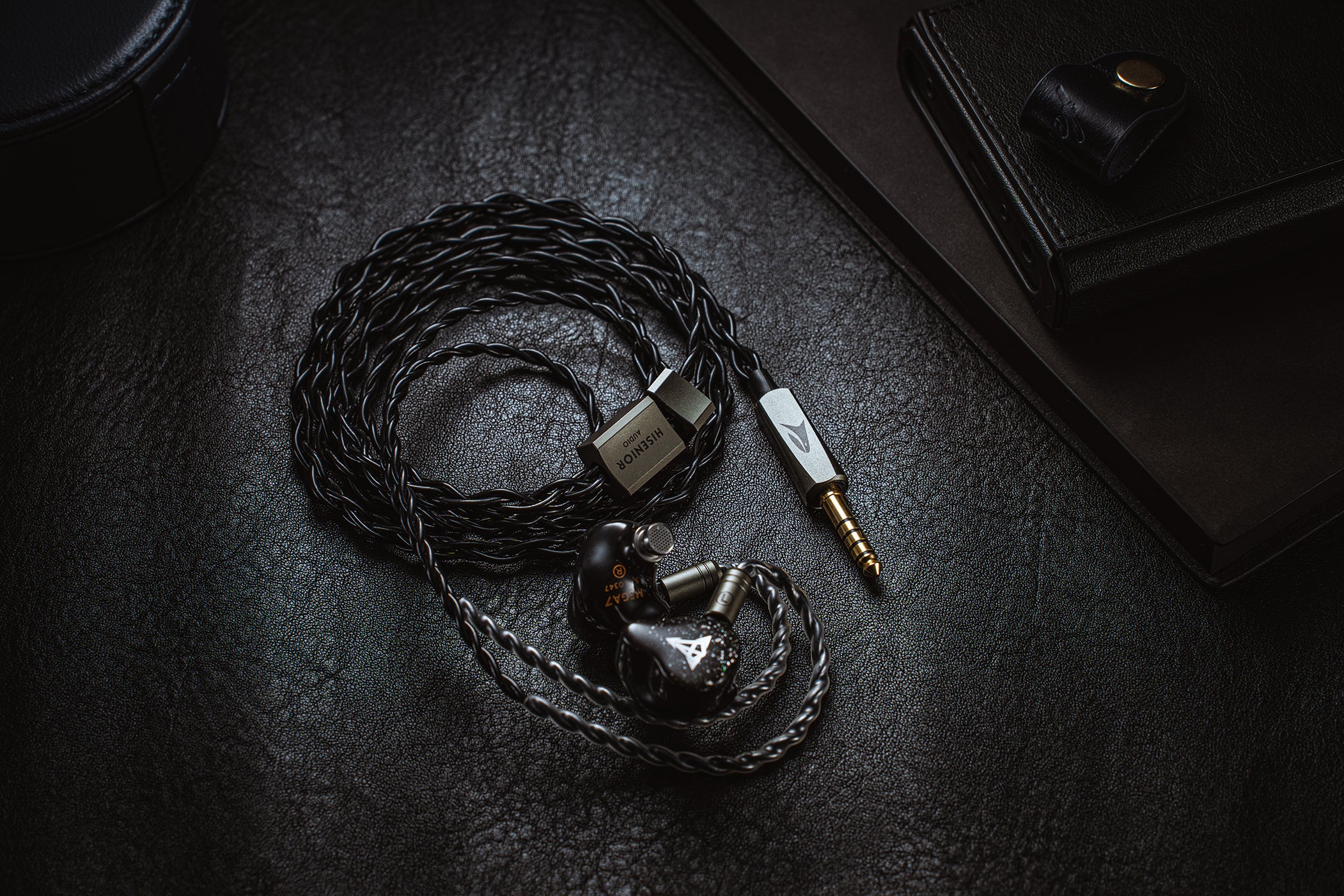 Hisenior Mega7 7-Drivers Hybrid IEM - MusicTeck