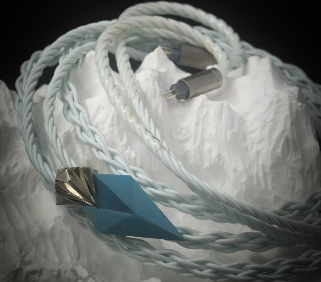 Vast Audio Night King 8W IEM Cable - MusicTeck