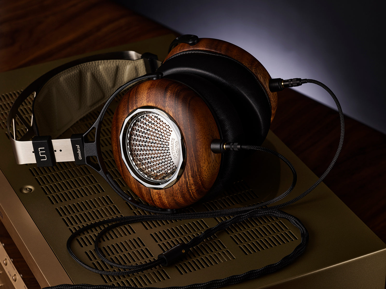 UM Unique Melody Full-Size Headphones Umbral--With Dual-Driver Hybrid System (in stock)