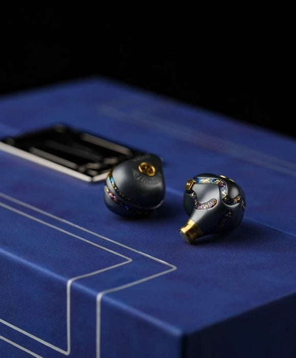 Palavox Akasha 4 Hybrid 13 Drivers IEM