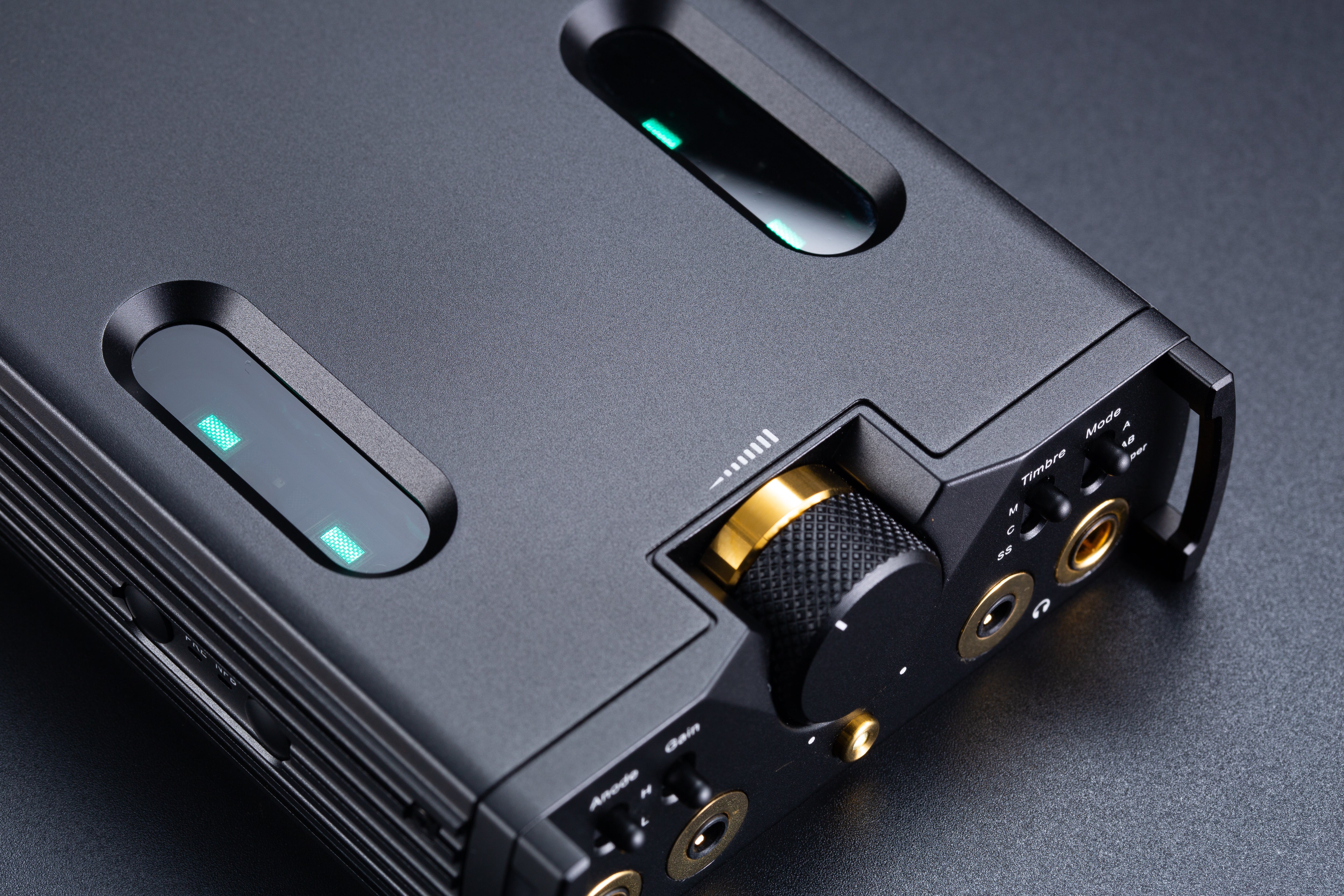 Cayin C9II Portable Headphone Amplifier Black Color Edition - MusicTeck 