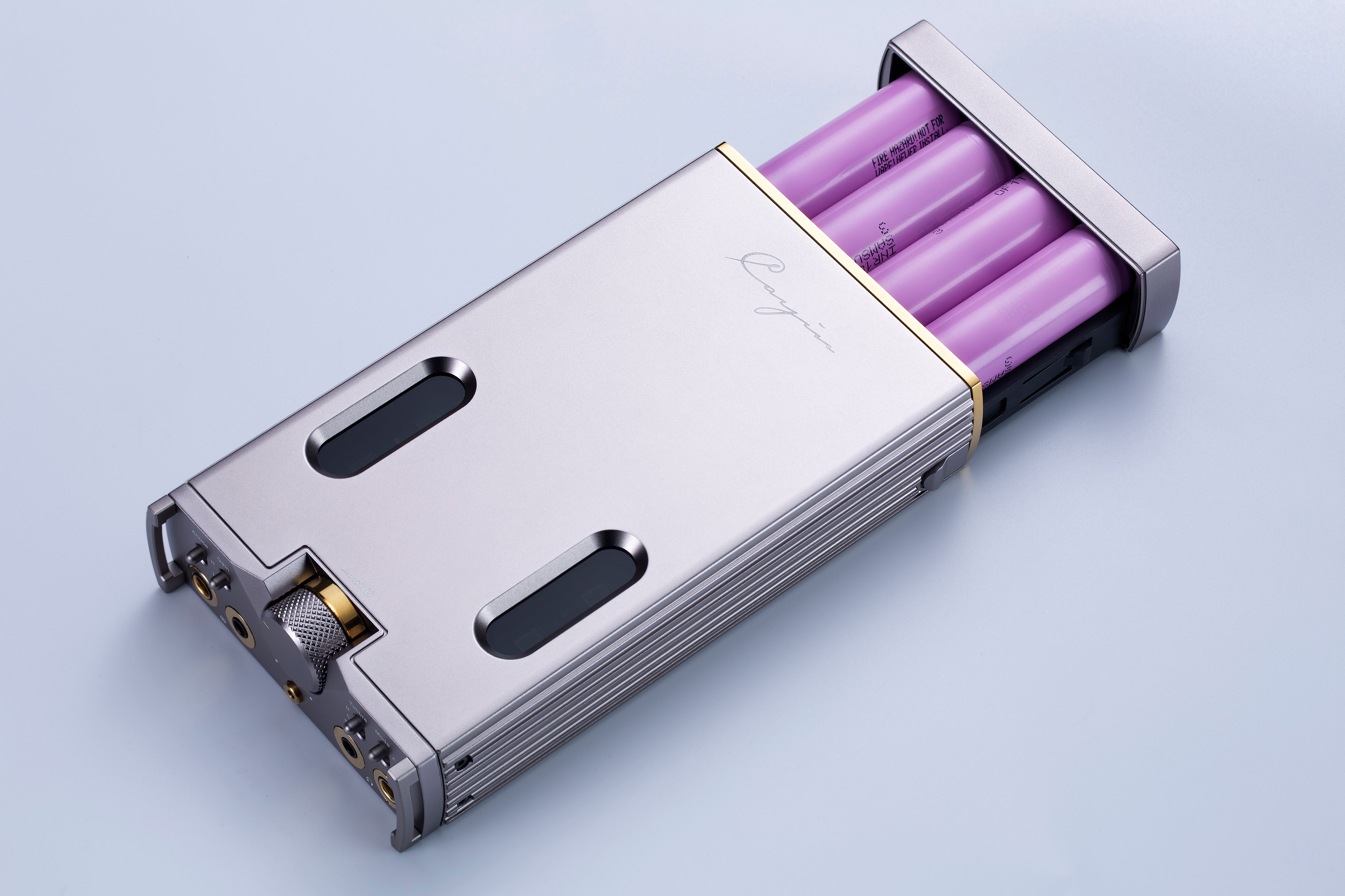 Cayin C9II Portable Headphone Amplifier Titanium Color Edition - MusicTeck 