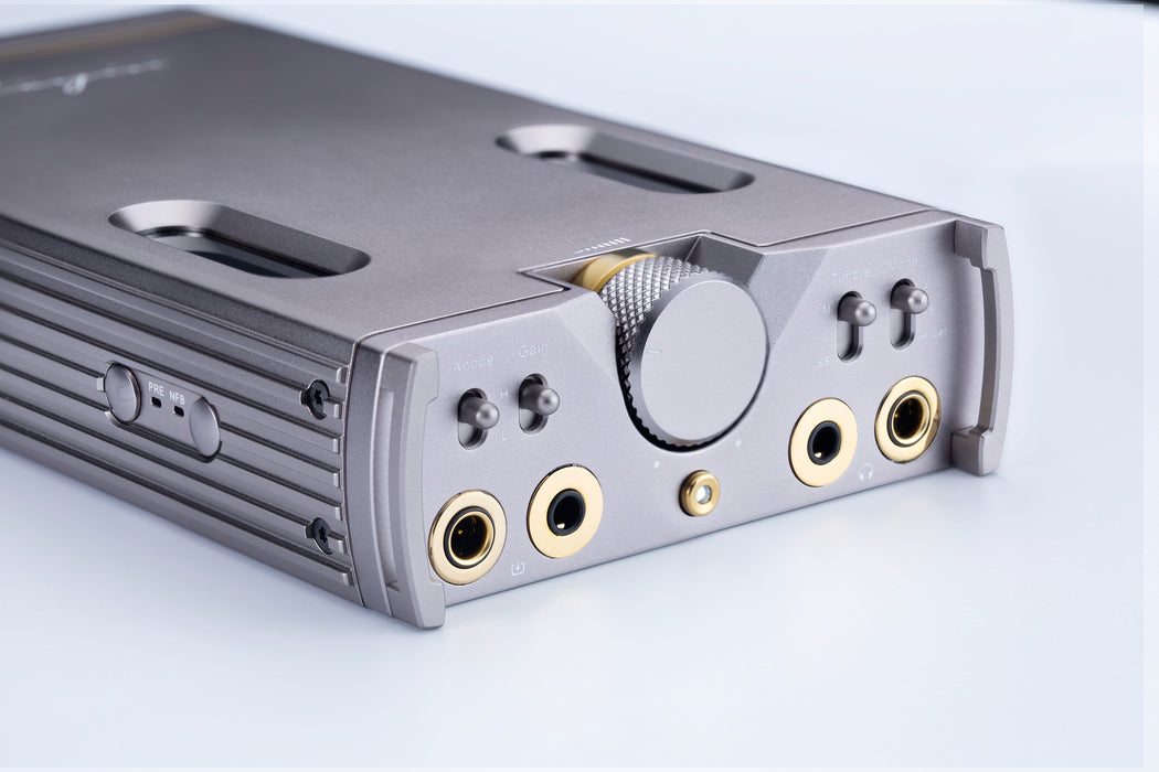 Cayin C9II Portable Headphone Amplifier Titanium Color Edition - MusicTeck 