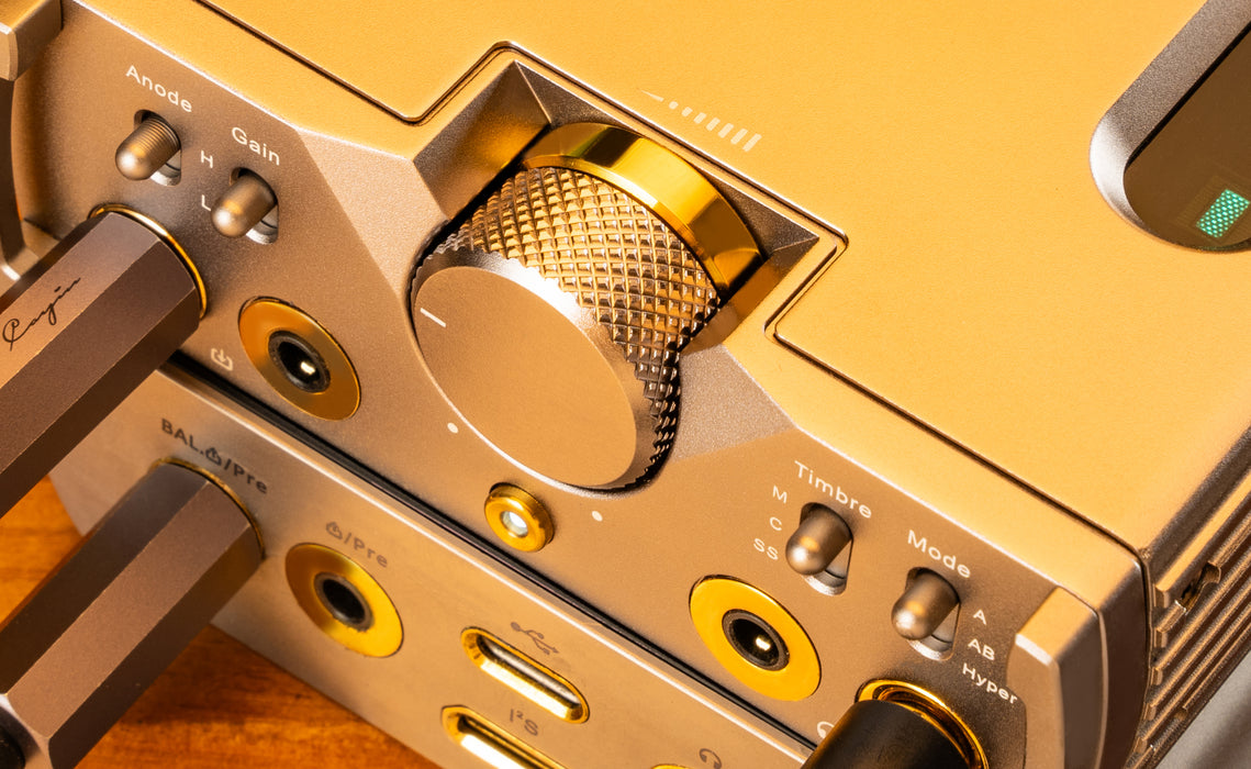 Cayin C9II Portable Headphone Amplifier Titanium Color Edition - MusicTeck 