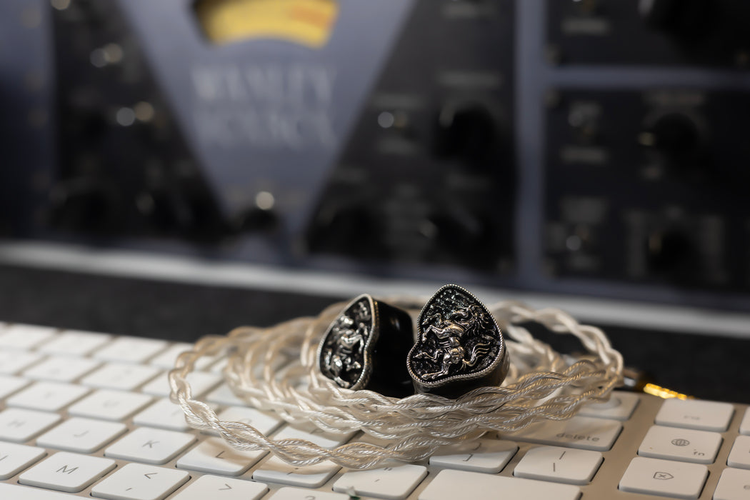 FlipEars Arion (In stock)