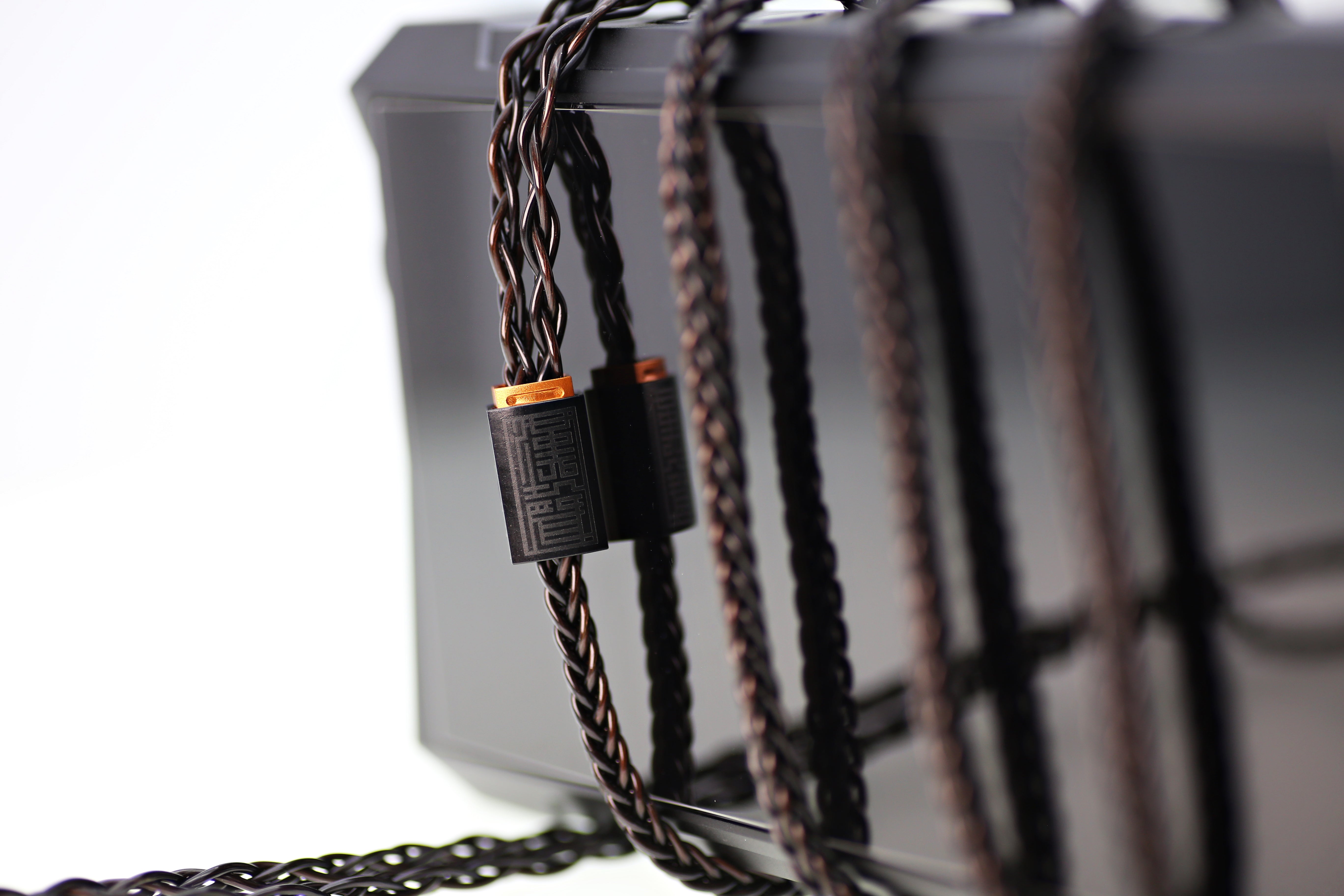 HanSound Audio SANGRIA 8-wire (Like New)